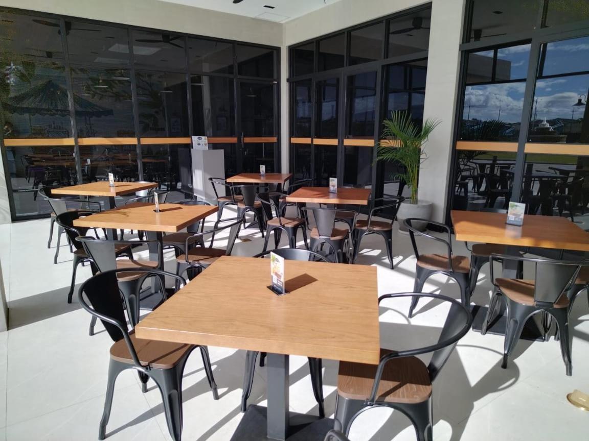 Acro Residences Guiguinto Εξωτερικό φωτογραφία